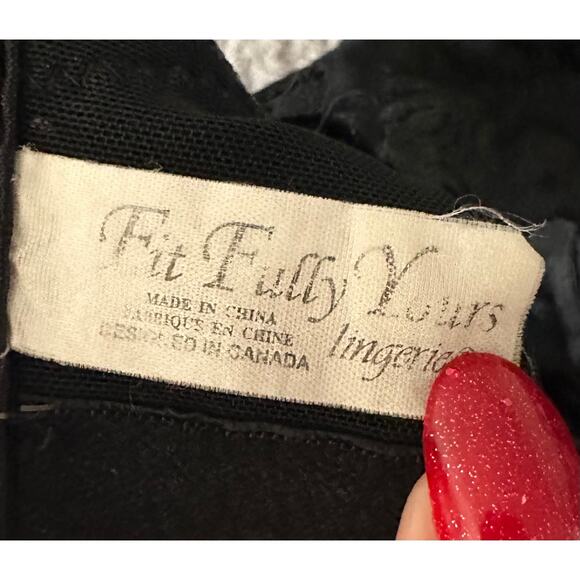 Fit Fully Yours - Serena Lace Multi-Part Underwire Bra Black 40F - Black - Picture 9 of 10